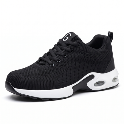 Sikkerhedssko sneaker på fod under arbejde