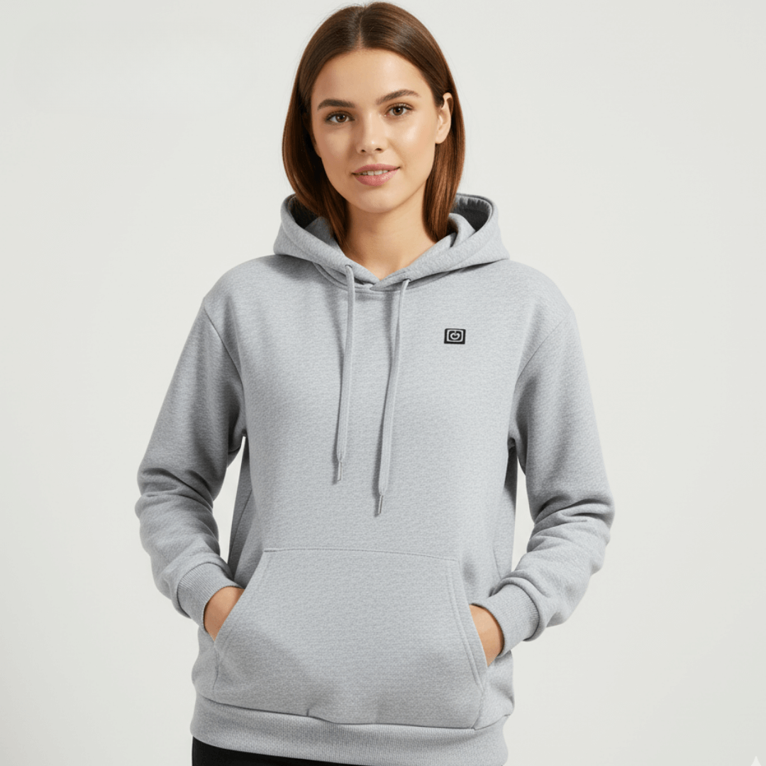 Heated hoodie i brug udendørs om vinteren