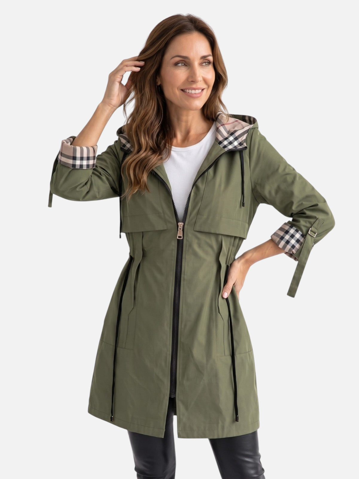 Overgangsjakke dame i beige på model