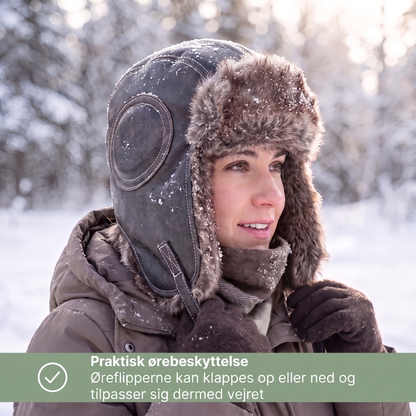 Ushanka i grå på model